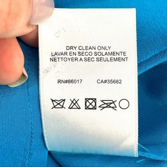 NWOT bebe Ruffled Eyelet Drop Waist Romper - Picture 10 of 11